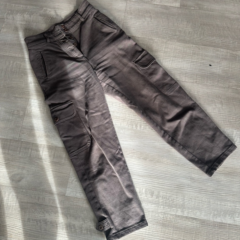 Modern cargo pants